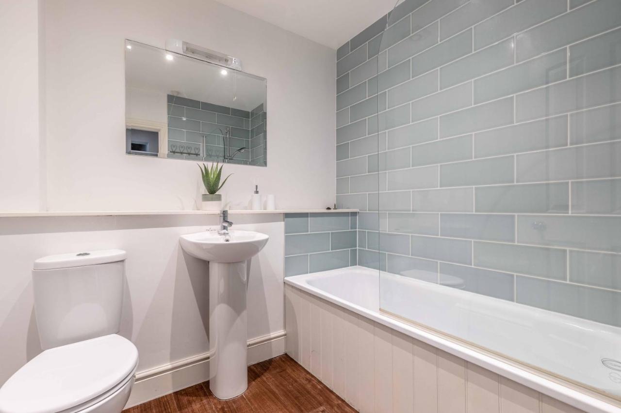 Cosy Central Windsor Apartment & Free Parking! Ngoại thất bức ảnh